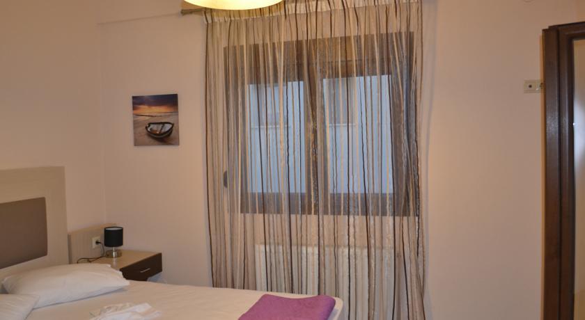 Αmalia Lux Villas Vrasná エクステリア 写真