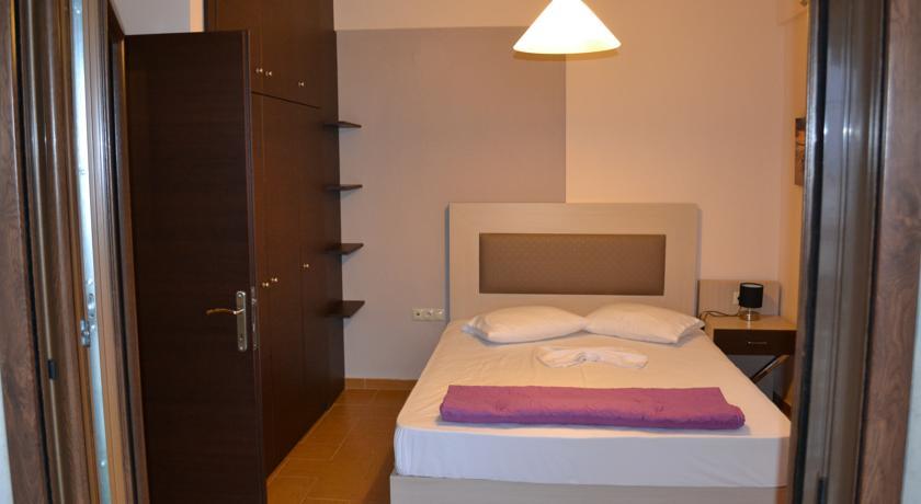 Αmalia Lux Villas Vrasná エクステリア 写真