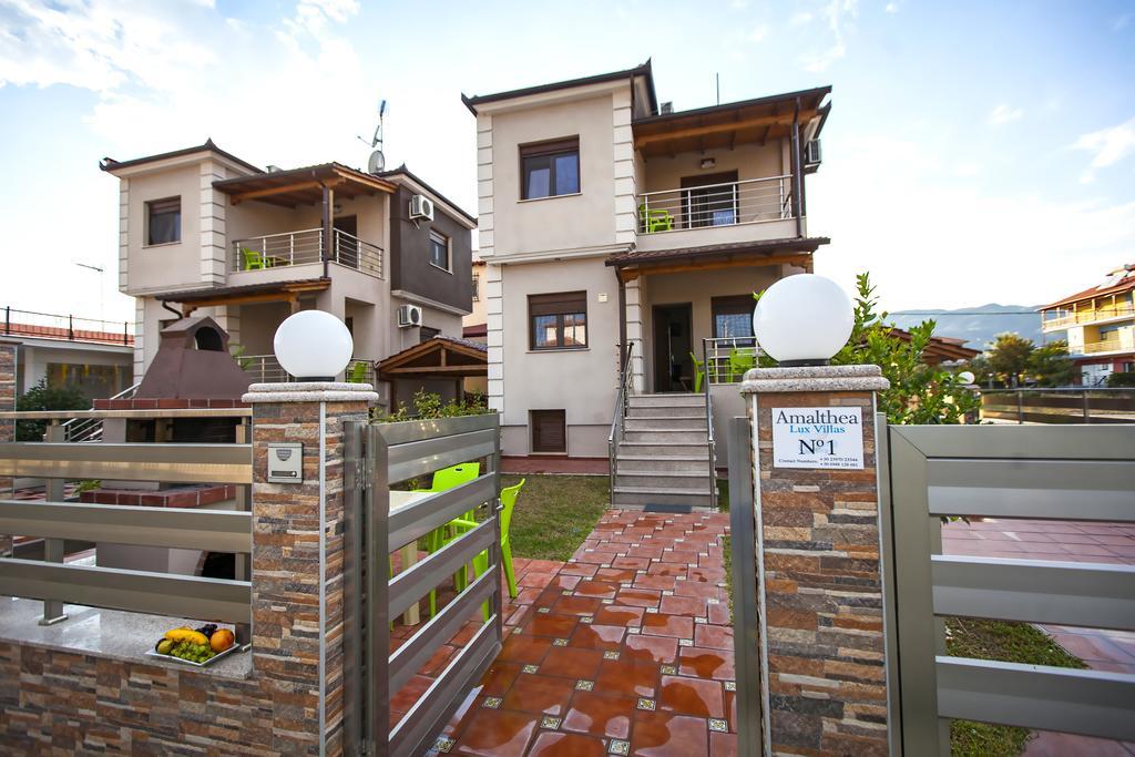 Αmalia Lux Villas Vrasná エクステリア 写真
